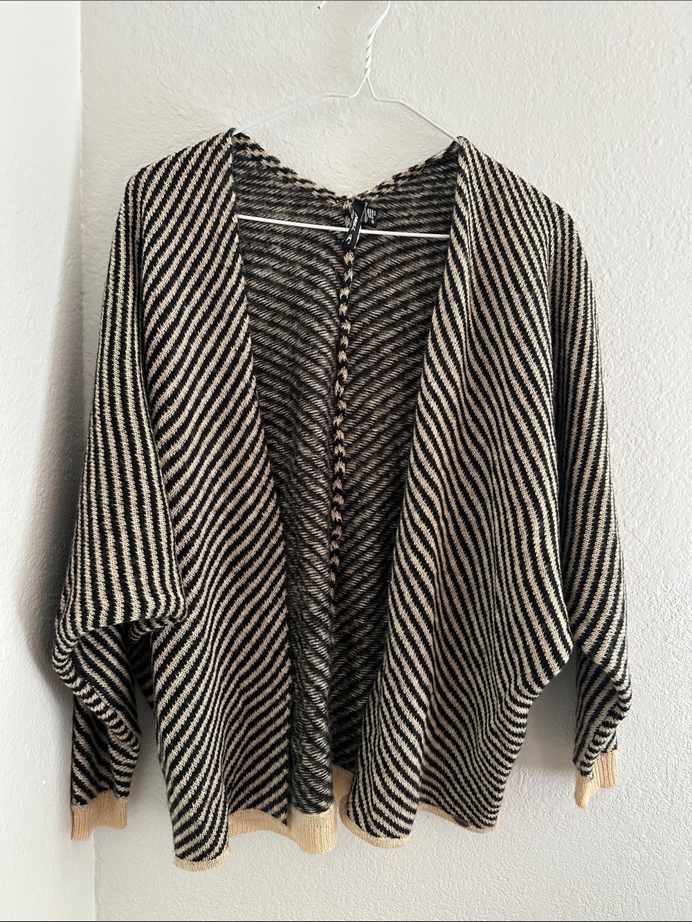 O'Neill Black & Cream Diagonal-Stripe Open Cardigan